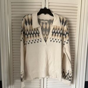 LOFT Cream and Gray Patterned V-Neck Sweater